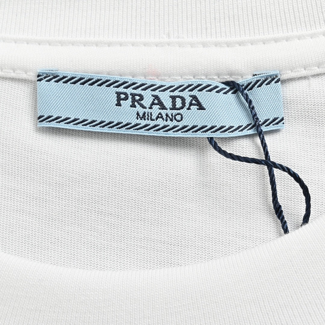 T-shirt à logo graphique Prada