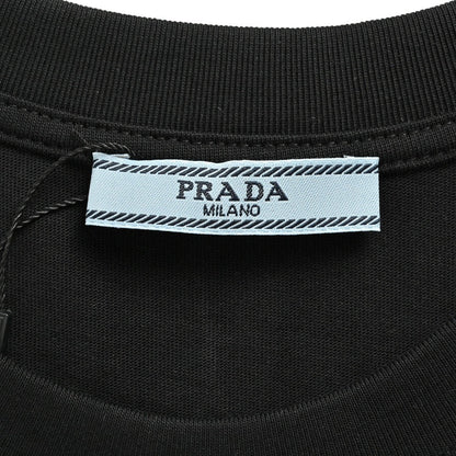 T-shirt Prada à logo graphique (noir)