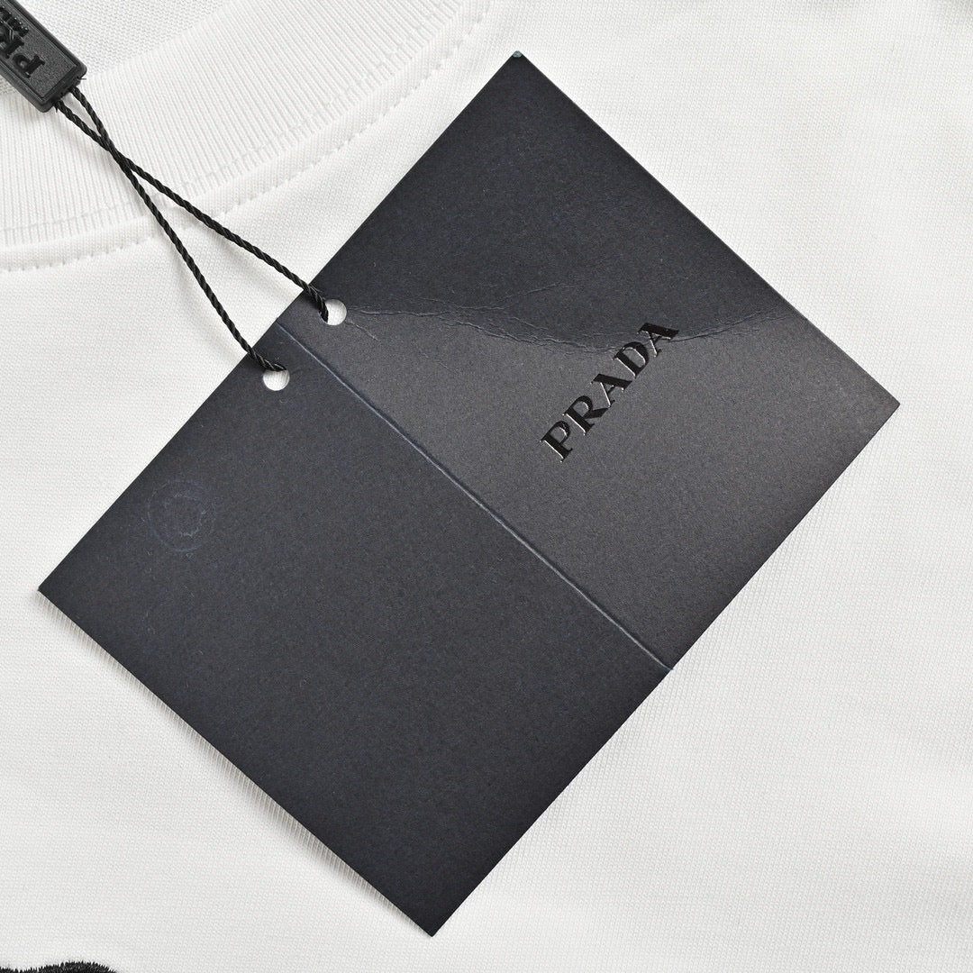 T-shirt Prada à logo graphique (blanc)