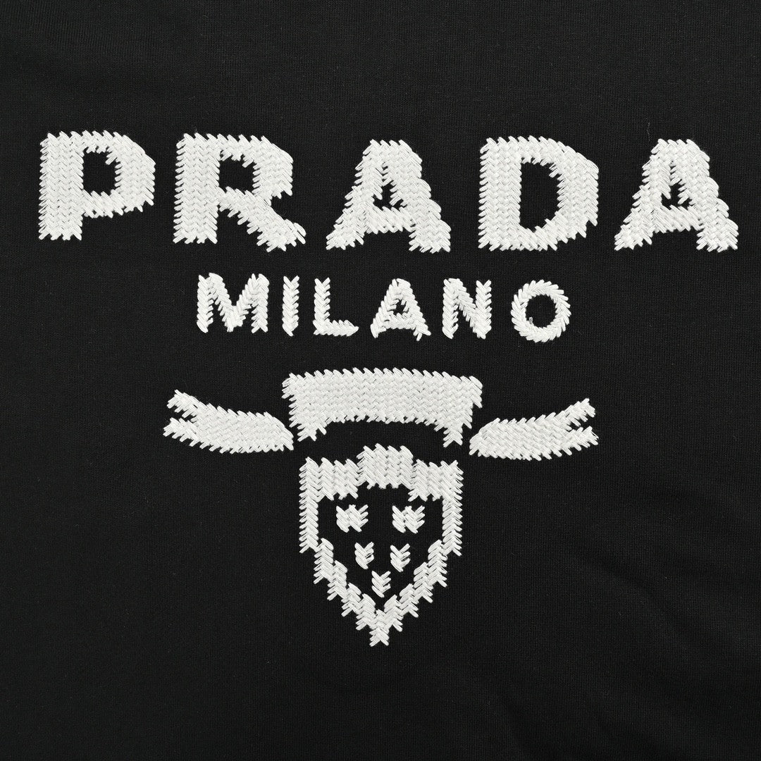 T-shirt Prada Milano noir à emblème