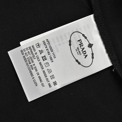 T-shirt Prada Milano noir à emblème