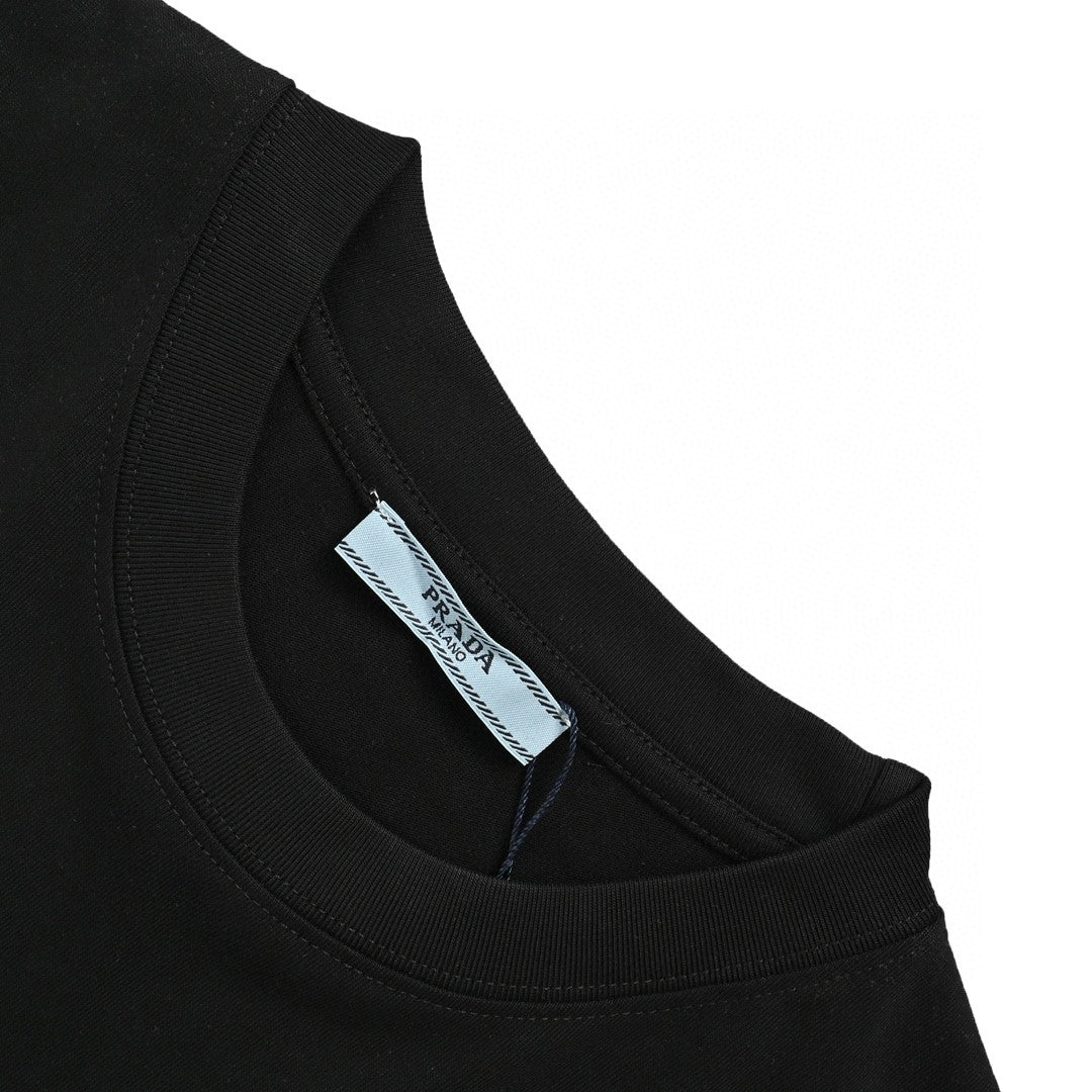 T-shirt noir à logo Prada Milano