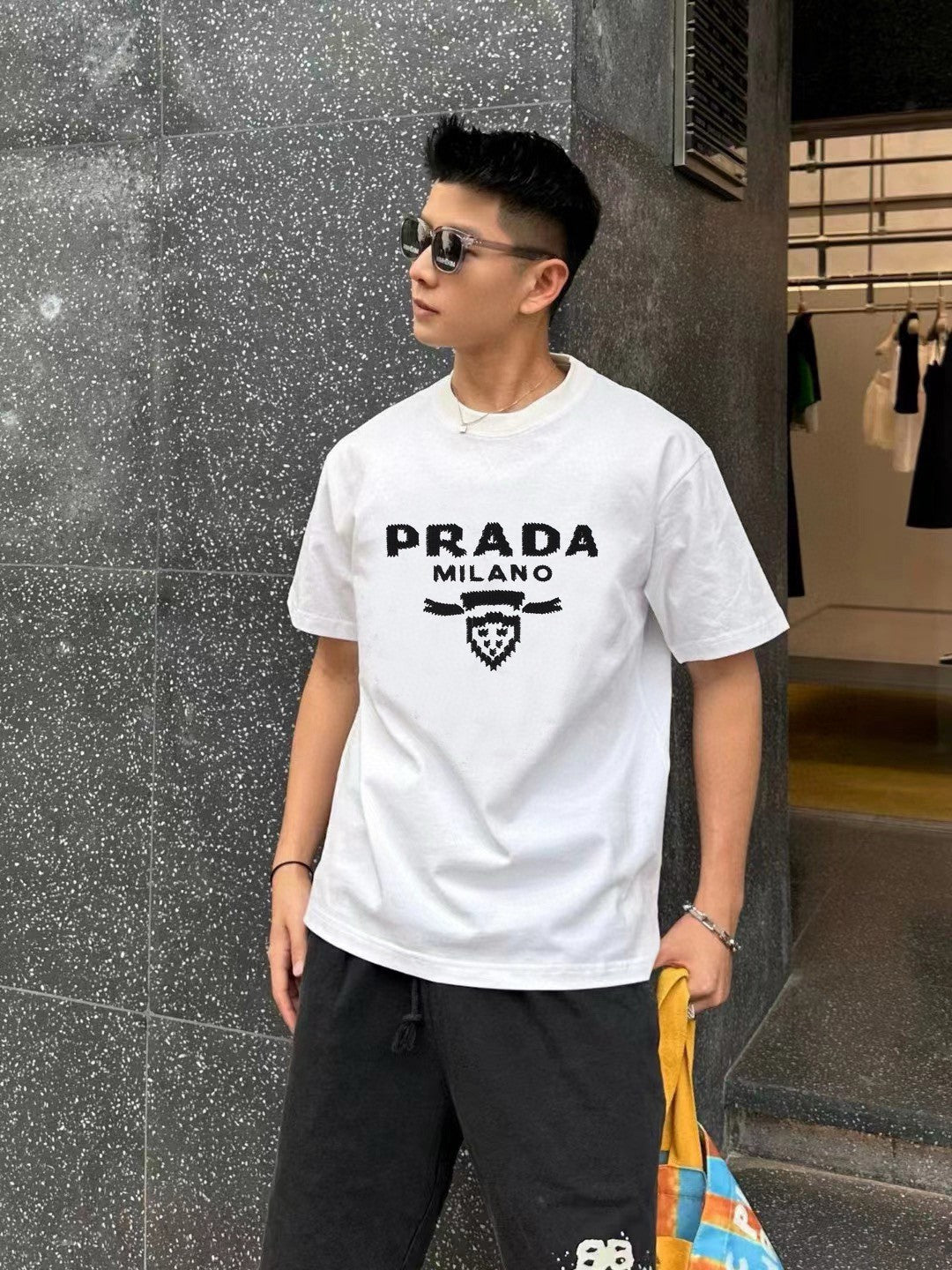 T-shirt Prada Milano blanc à emblème