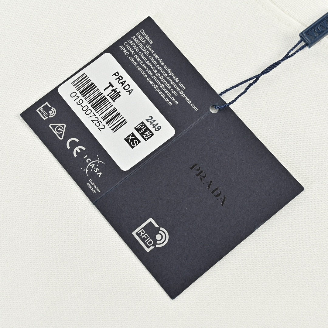 T-shirt Prada à poche