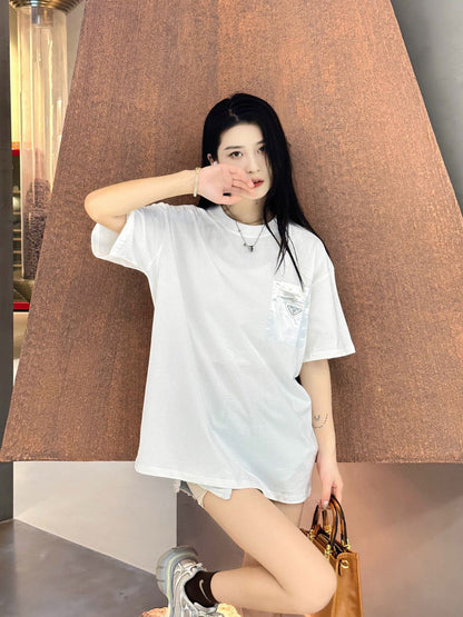 T-shirt Prada à poche