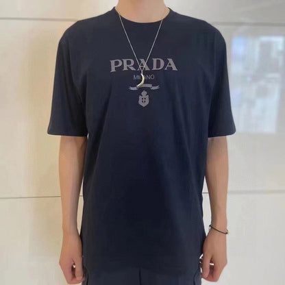 T-shirt Prada noir avec logo discret