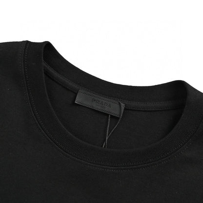 T-shirt Prada noir avec logo discret