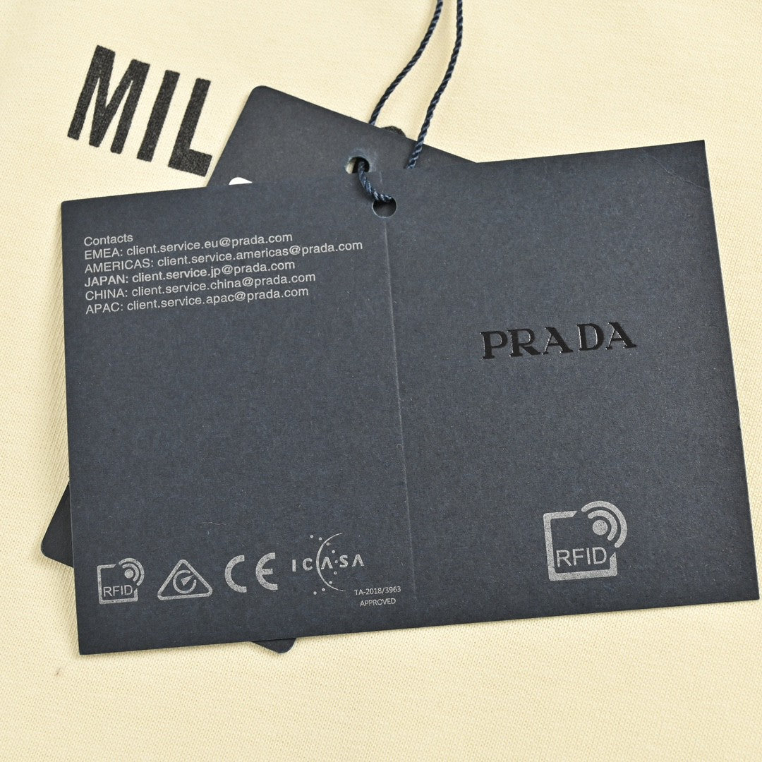 T-shirt Prada - Crème avec logo audacieux