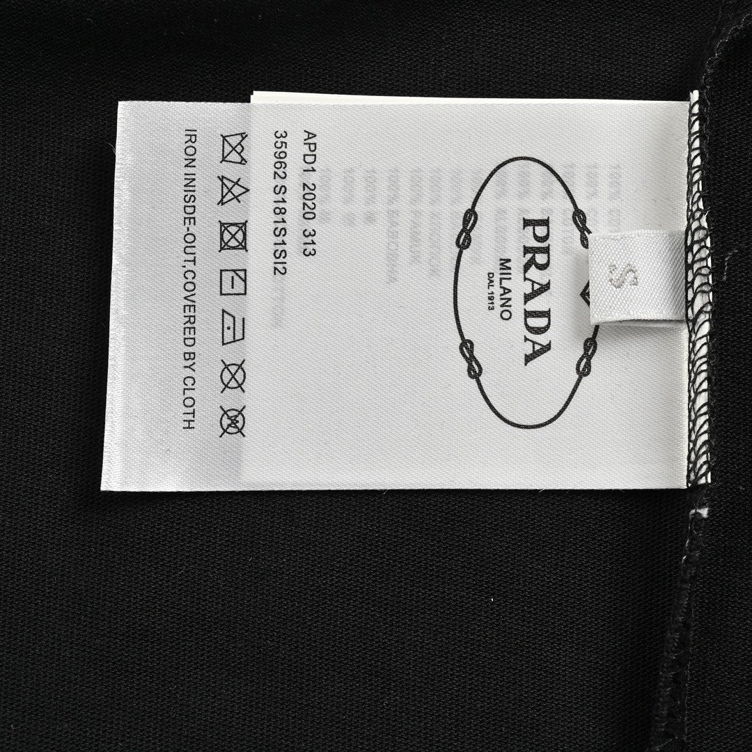 T-shirt Prada - Détail de la poche