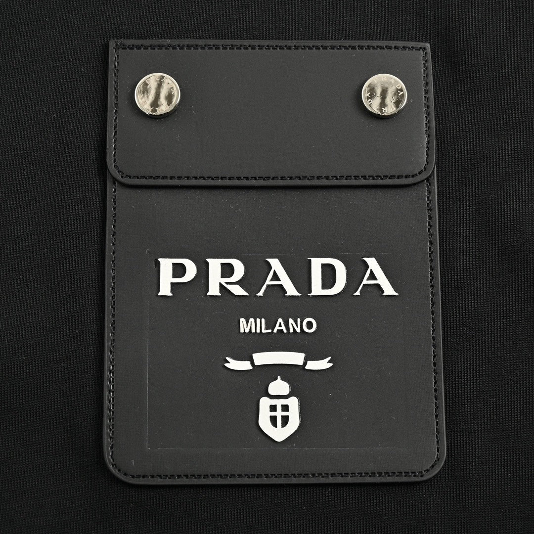 T-shirt Prada - Détail de la poche