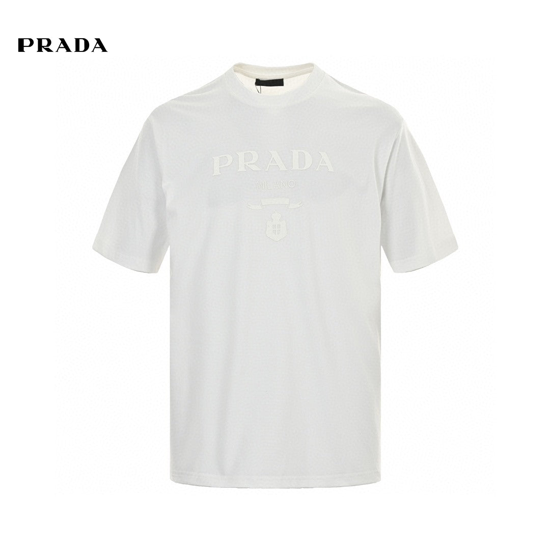 T-shirt Prada blanc avec logo discret
