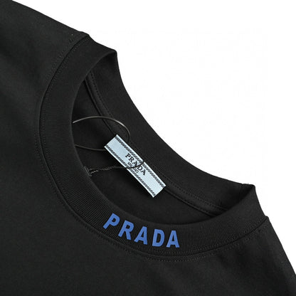 T-shirt à logo triangulaire Prada