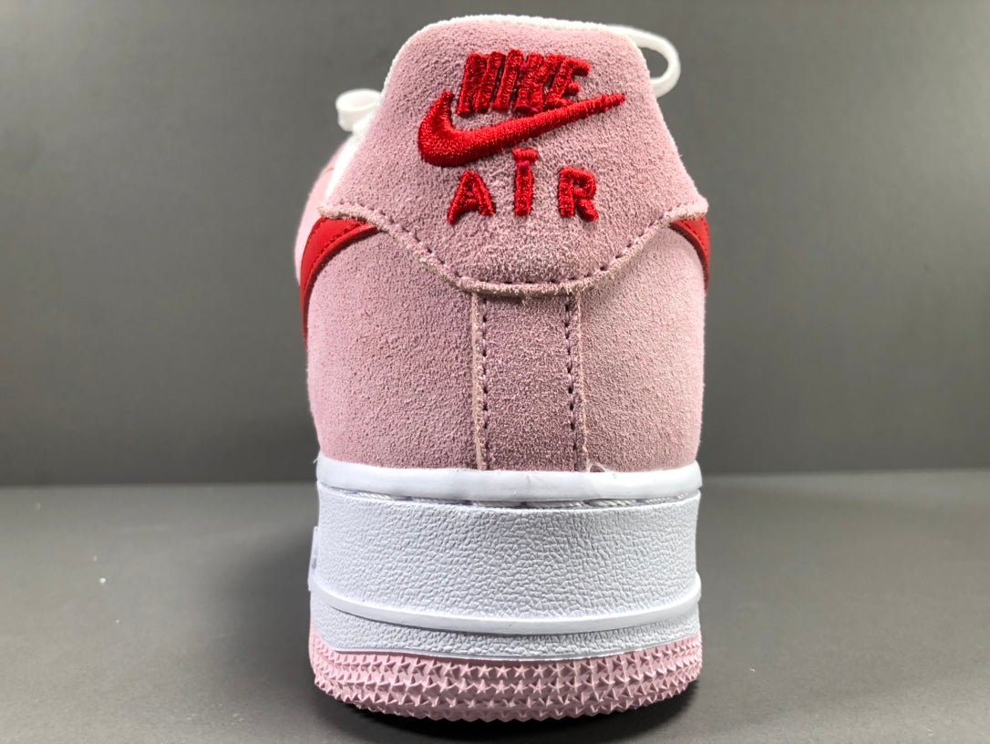 NIKE AIR FORCE 1 x LETTRE D'AMOUR DE LA SAINT-VALENTIN