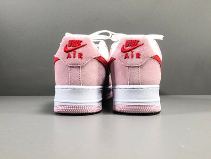 NIKE AIR FORCE 1 x LETTRE D'AMOUR DE LA SAINT-VALENTIN