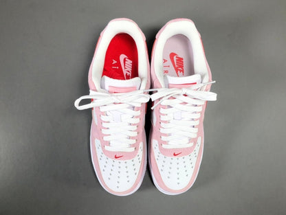 NIKE AIR FORCE 1 x LETTRE D'AMOUR DE LA SAINT-VALENTIN