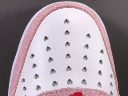 NIKE AIR FORCE 1 x LETTRE D'AMOUR DE LA SAINT-VALENTIN