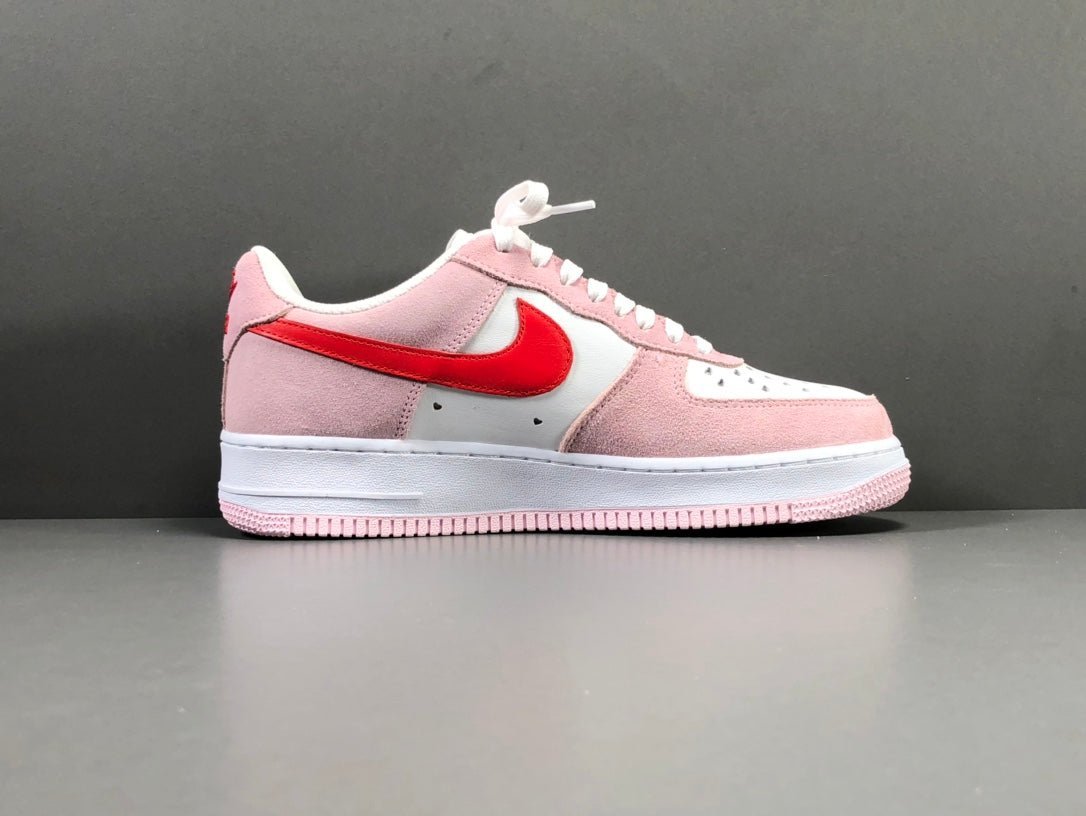 NIKE AIR FORCE 1 x LETTRE D'AMOUR DE LA SAINT-VALENTIN