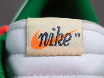 NIKE DUNK x OFF-WHITE VERT PIN