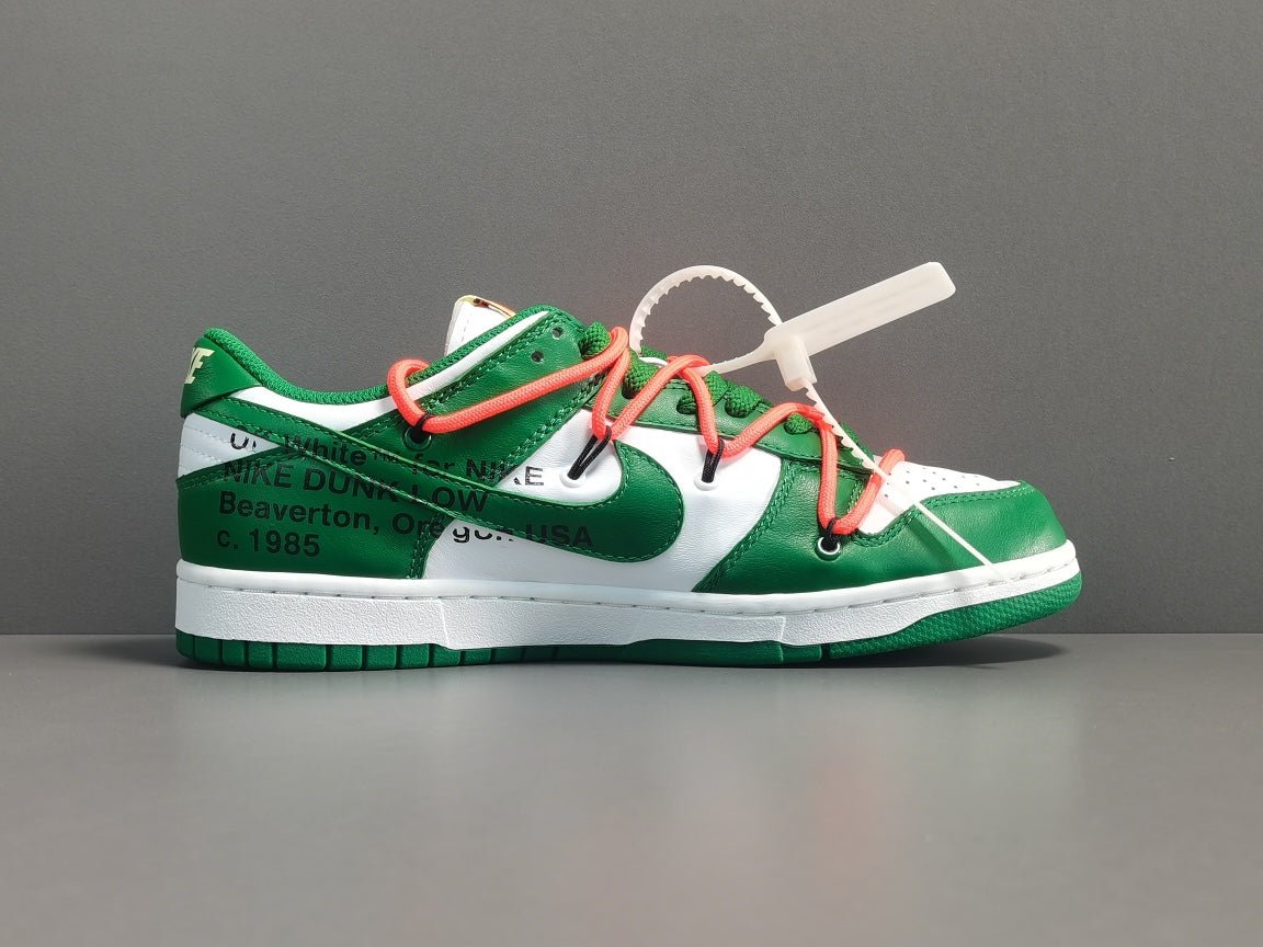 NIKE DUNK x OFF-WHITE VERT PIN