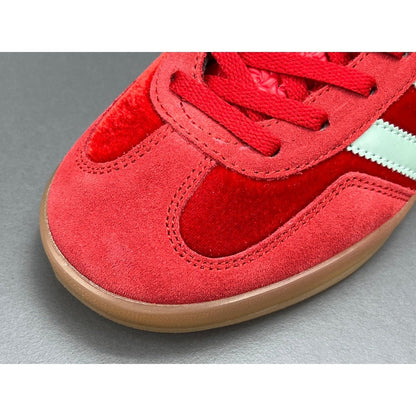 ADIDAS GAZELLE D'INTÉRIEUR ROUGE