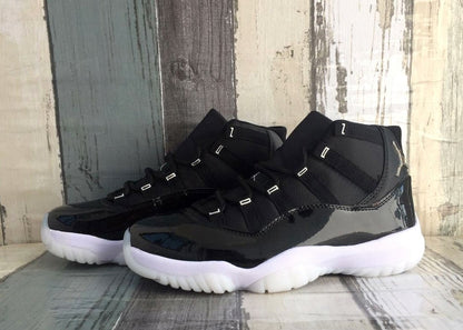 AIR JORDAN 11 "Noir Argent"