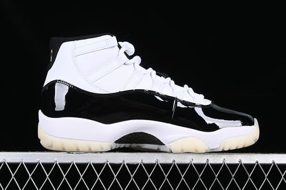 AIR JORDAN 11 DMP BLANC/NOIR/OR