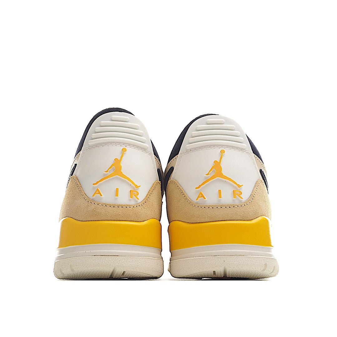 AIR JORDAN 11 « Jaune kaki »