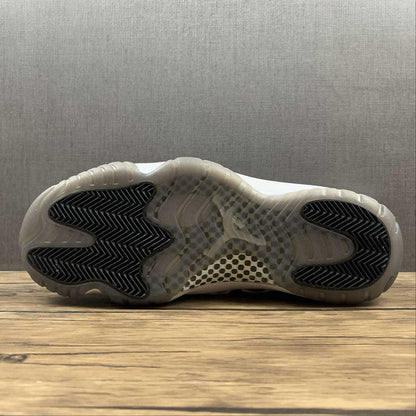 AIR JORDAN 11 RETRO ANIMAL INSTINCT NOIR/ROUGE-VOILE-BLANC