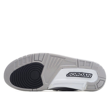 AIR JORDAN 11 « Blanc/Noir »