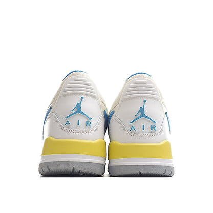 AIR JORDAN 11 « Blanc/Bleu »