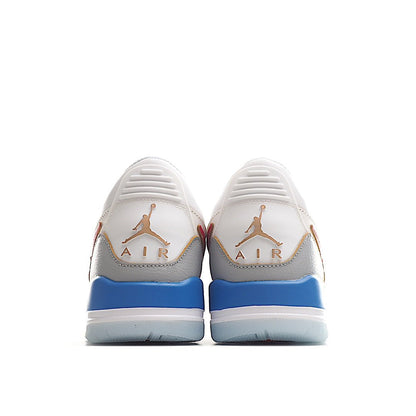 AIR JORDAN 11 « Blanc/Bleu/Rouge »