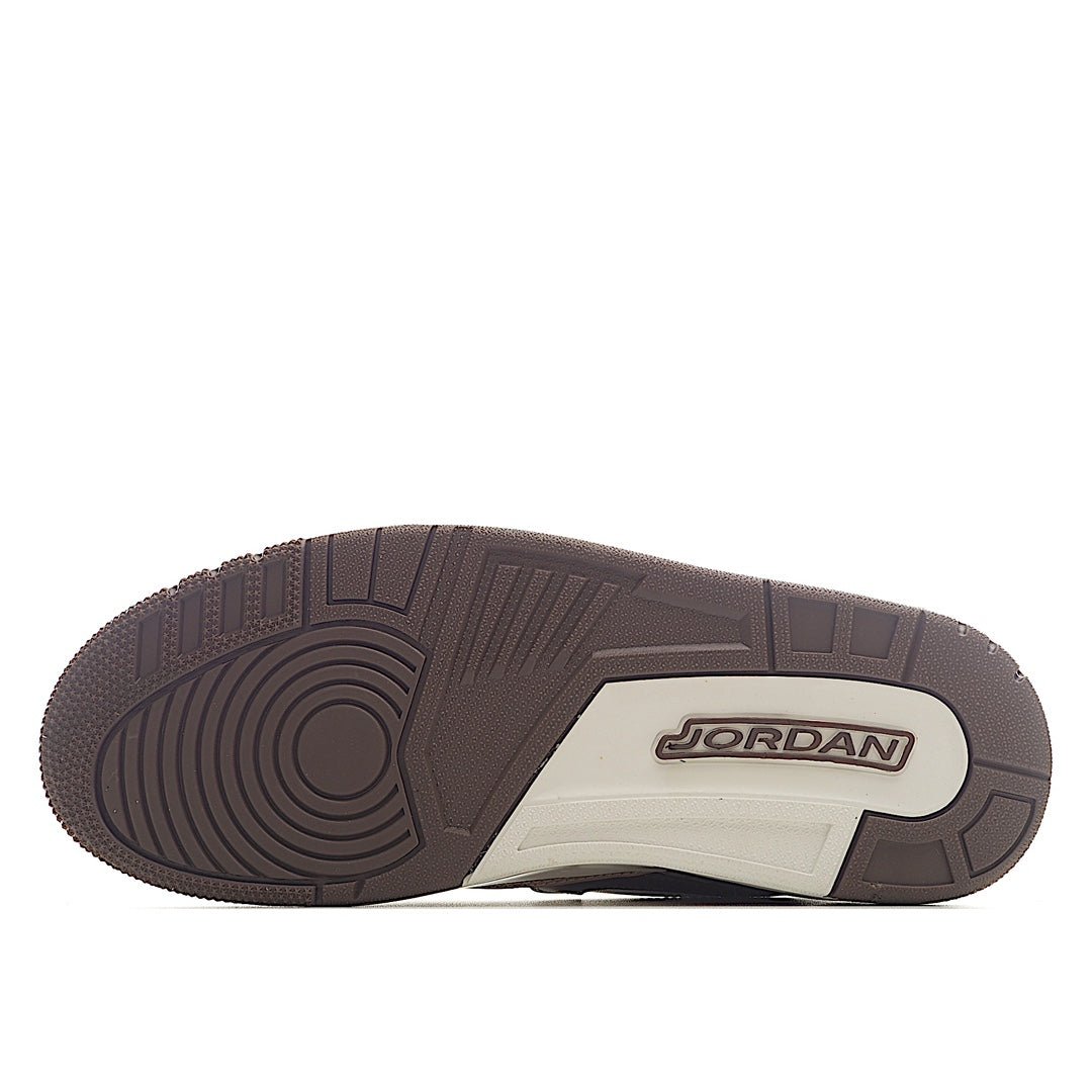 AIR JORDAN 11 « Blanc/Marron »