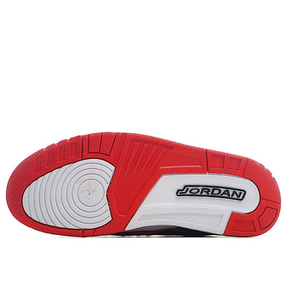 AIR JORDAN 11 « Blanc/Rouge/Noir »