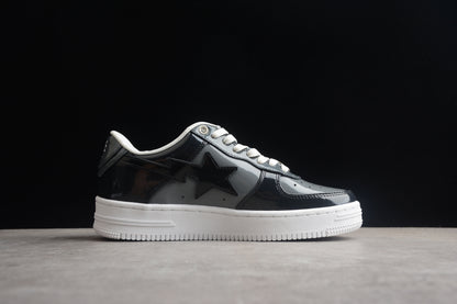 Baskets basses BAPE STA en cuir verni noir