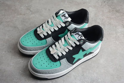 Baskets basses BAPE STA bleu turquoise et grises
