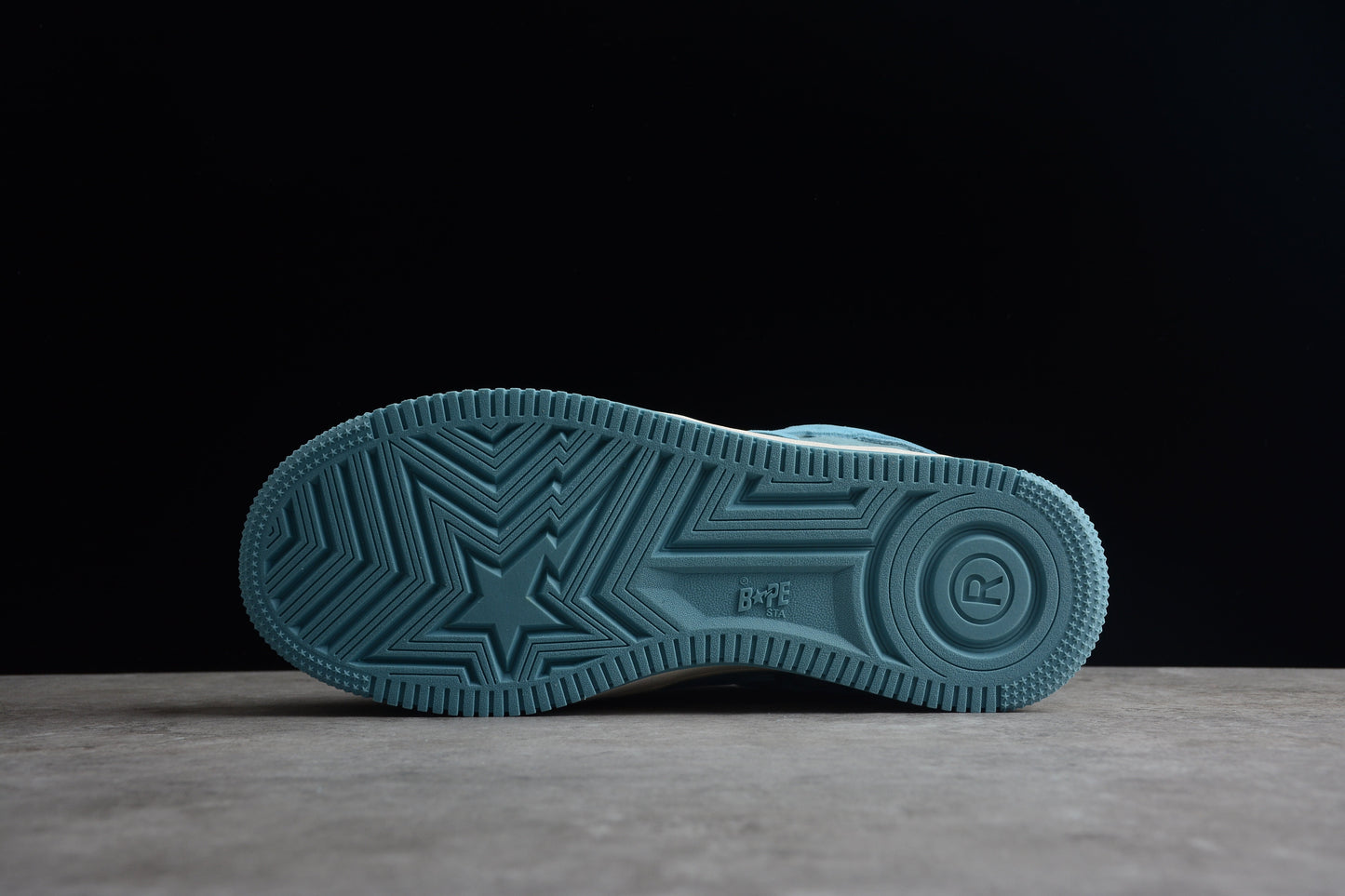 Baskets basses BAPE STA en daim bleu