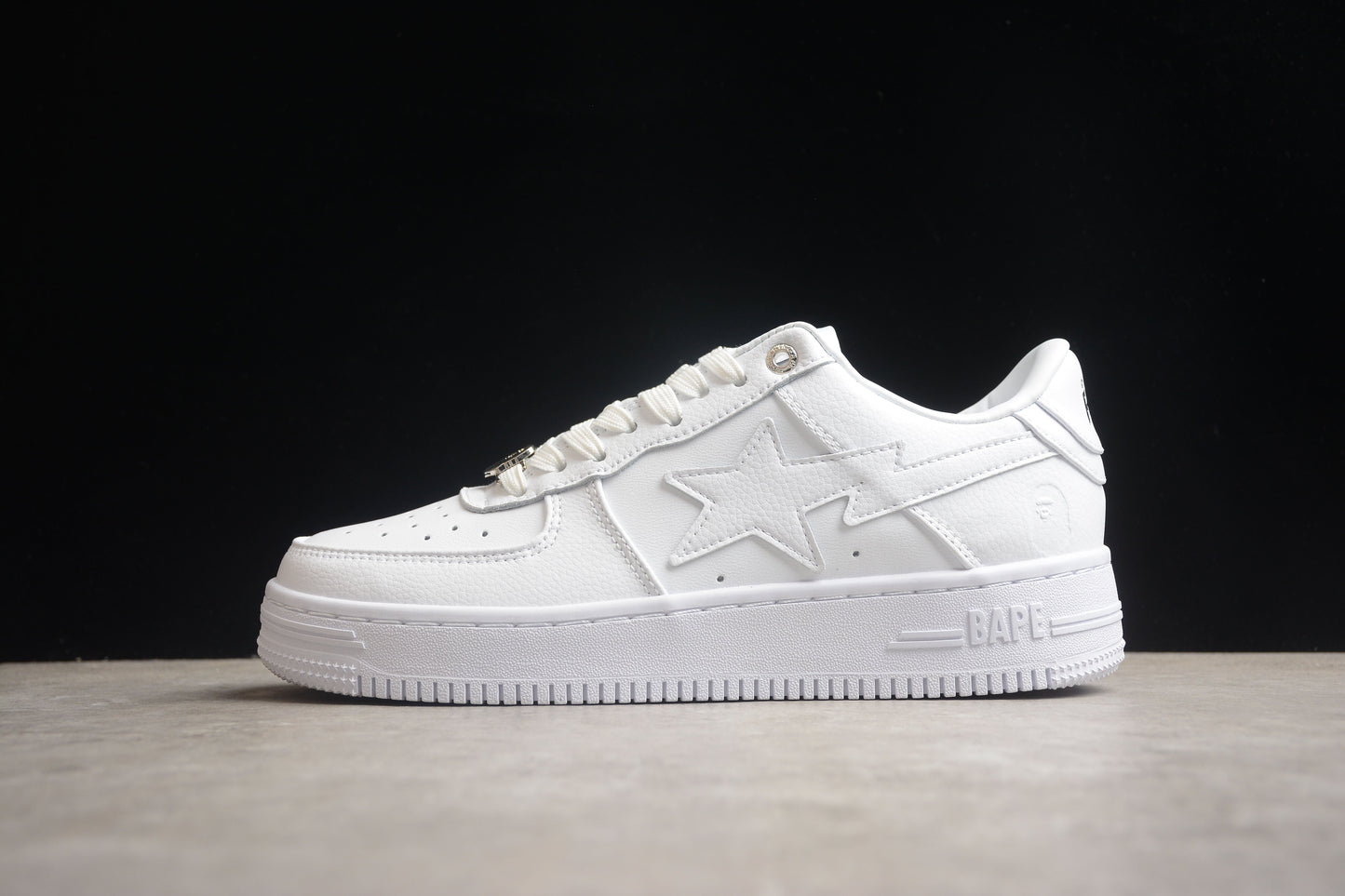Baskets basses BAPE STA entièrement blanches
