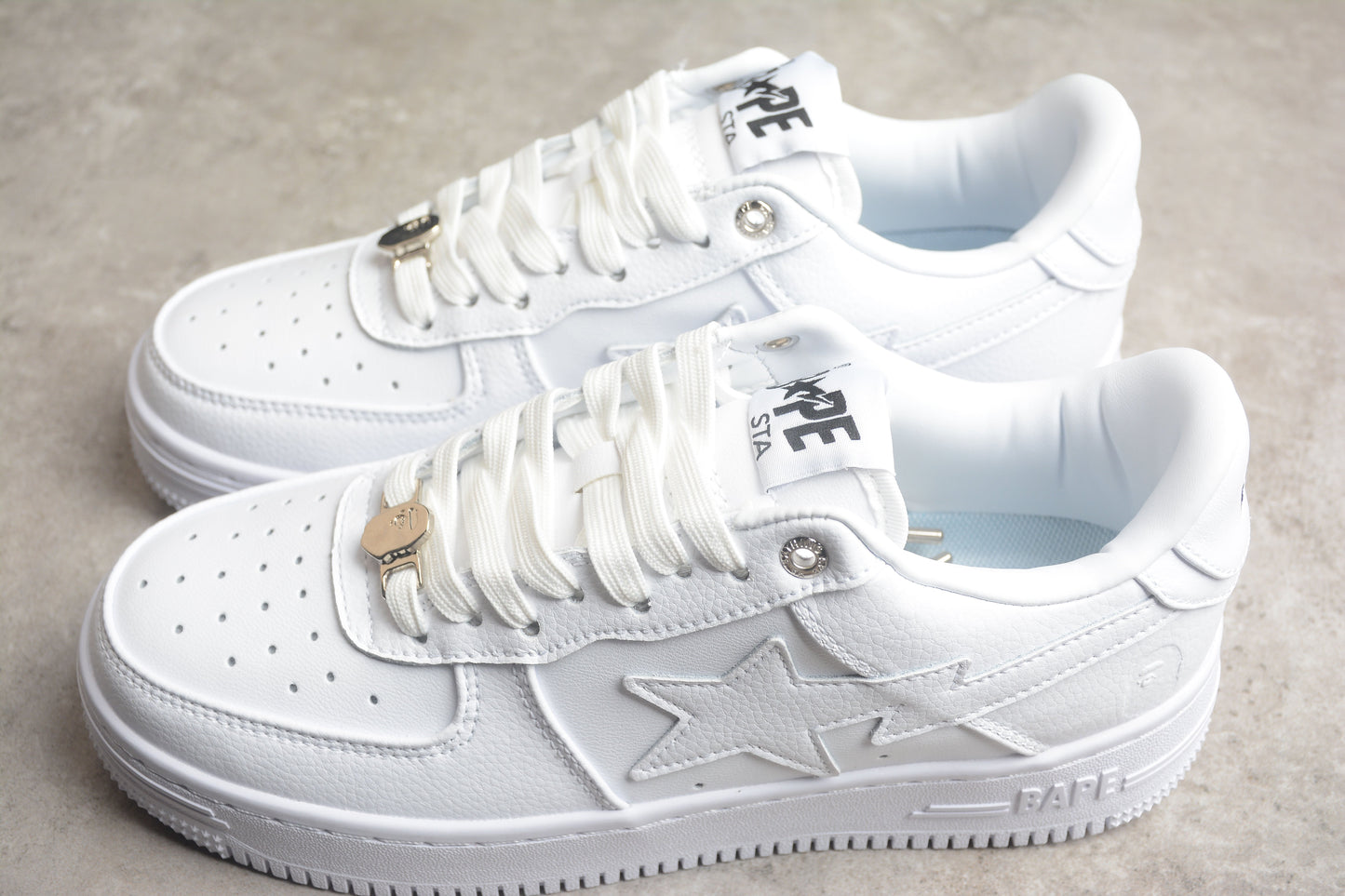 Baskets basses BAPE STA entièrement blanches