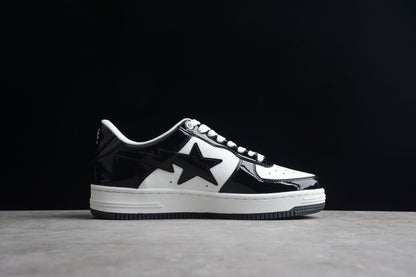 Baskets basses BAPE STA noires et blanches