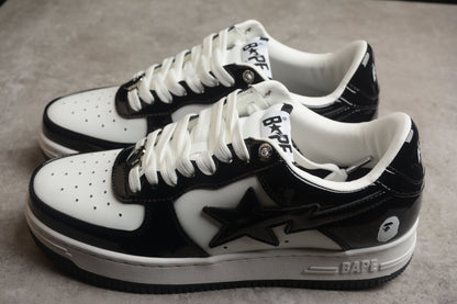 Baskets basses BAPE STA noires et blanches