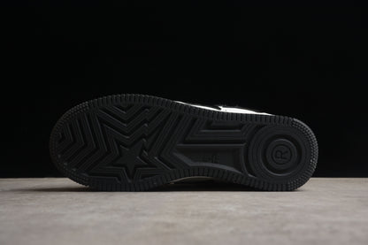 Baskets basses BAPE STA noires et blanches