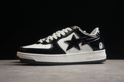 Baskets basses BAPE STA noires et blanches