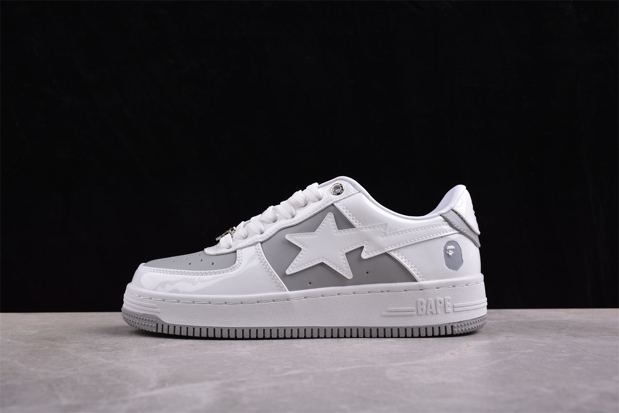 Baskets basses BAPE STA blanches et grises
