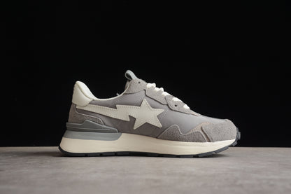 Baskets BAPE STA Runner grises et blanches