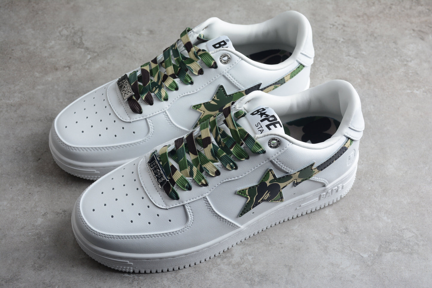 Baskets BAPE STA White Camo Edition