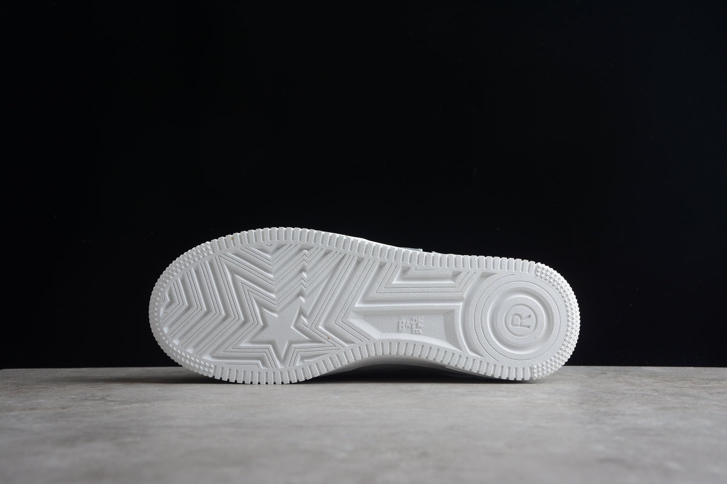 Baskets BAPE STA White Camo Edition