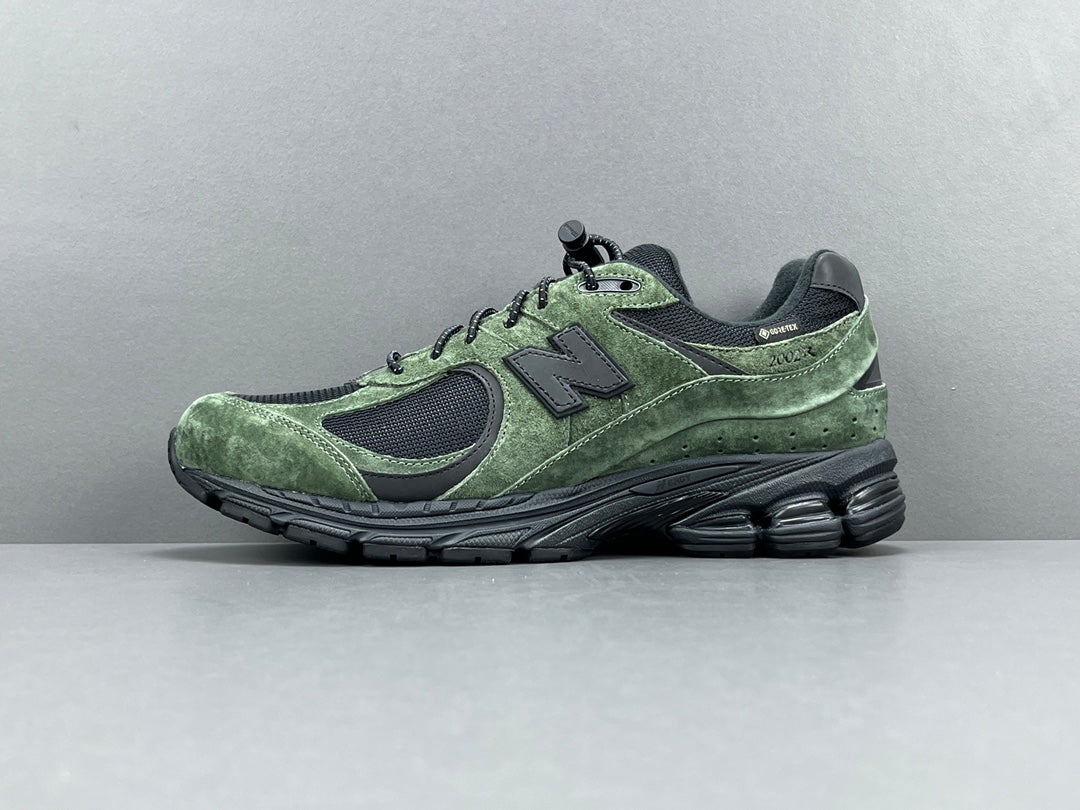 JJJJOUND x NEW BALANCE 2002R GORE-TEX PIN