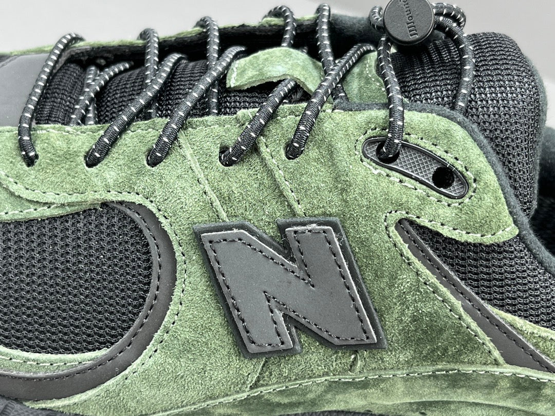 JJJJOUND x NEW BALANCE 2002R GORE-TEX PIN