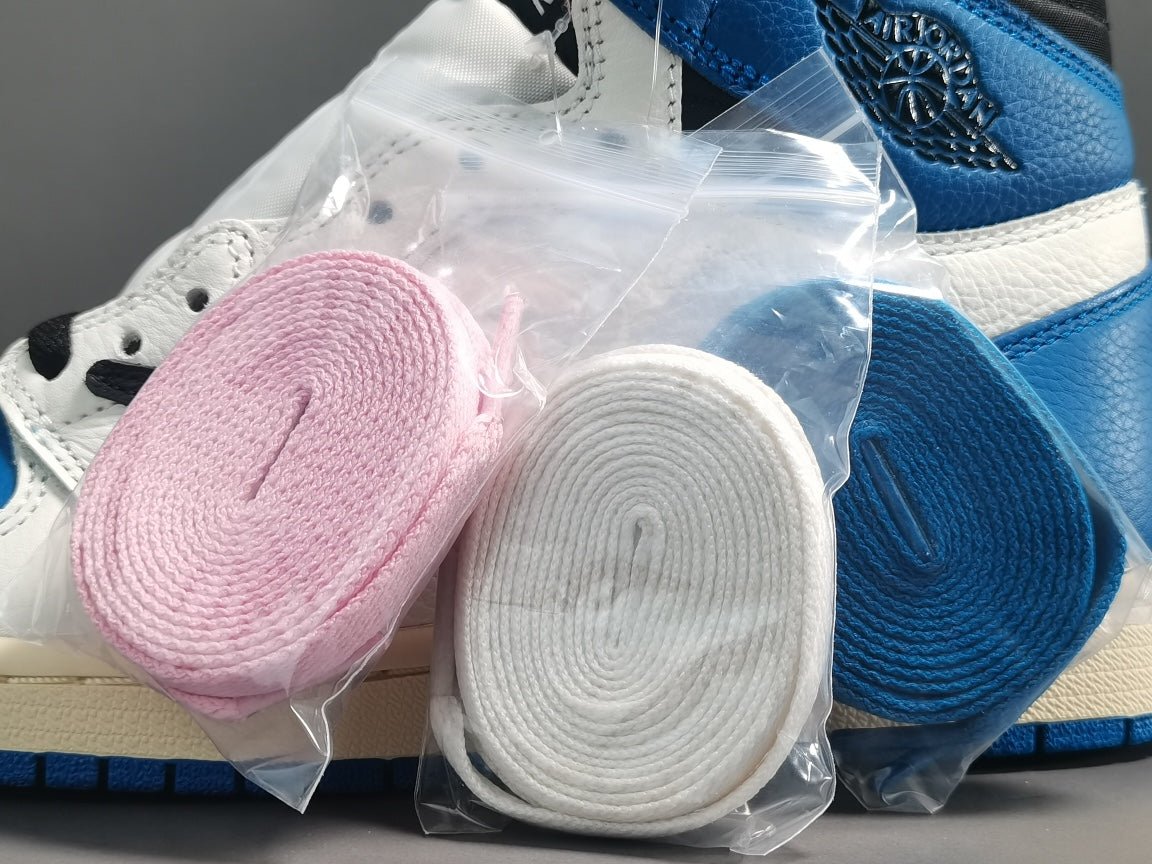 JORDAN 1 HIGH OG SP x FRAGMENT TRAVIS SCOTT 