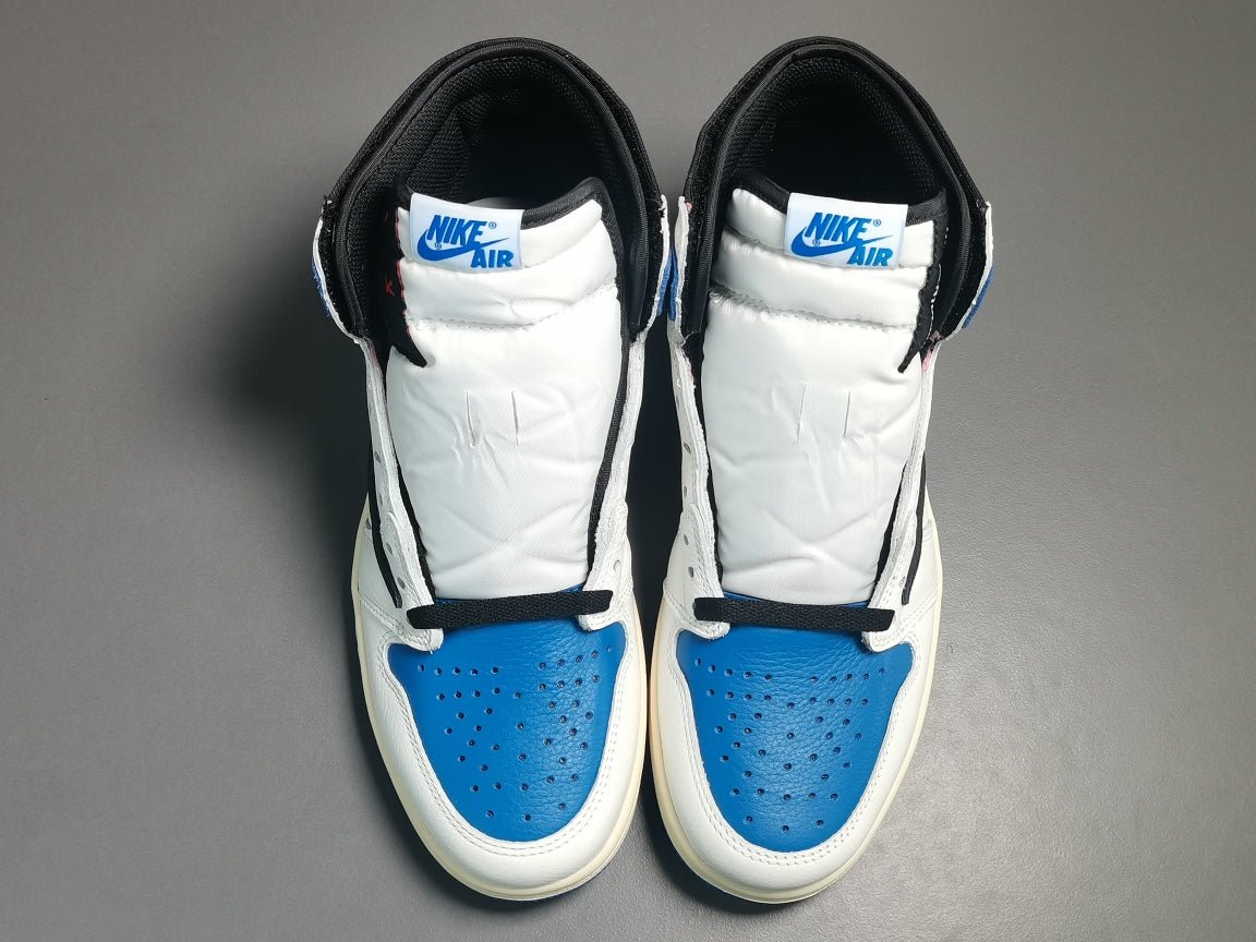 JORDAN 1 HIGH OG SP x FRAGMENT TRAVIS SCOTT 